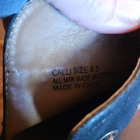 Groove Calli Western Ankle Boots with Rope Detail - Picture 4 of 16